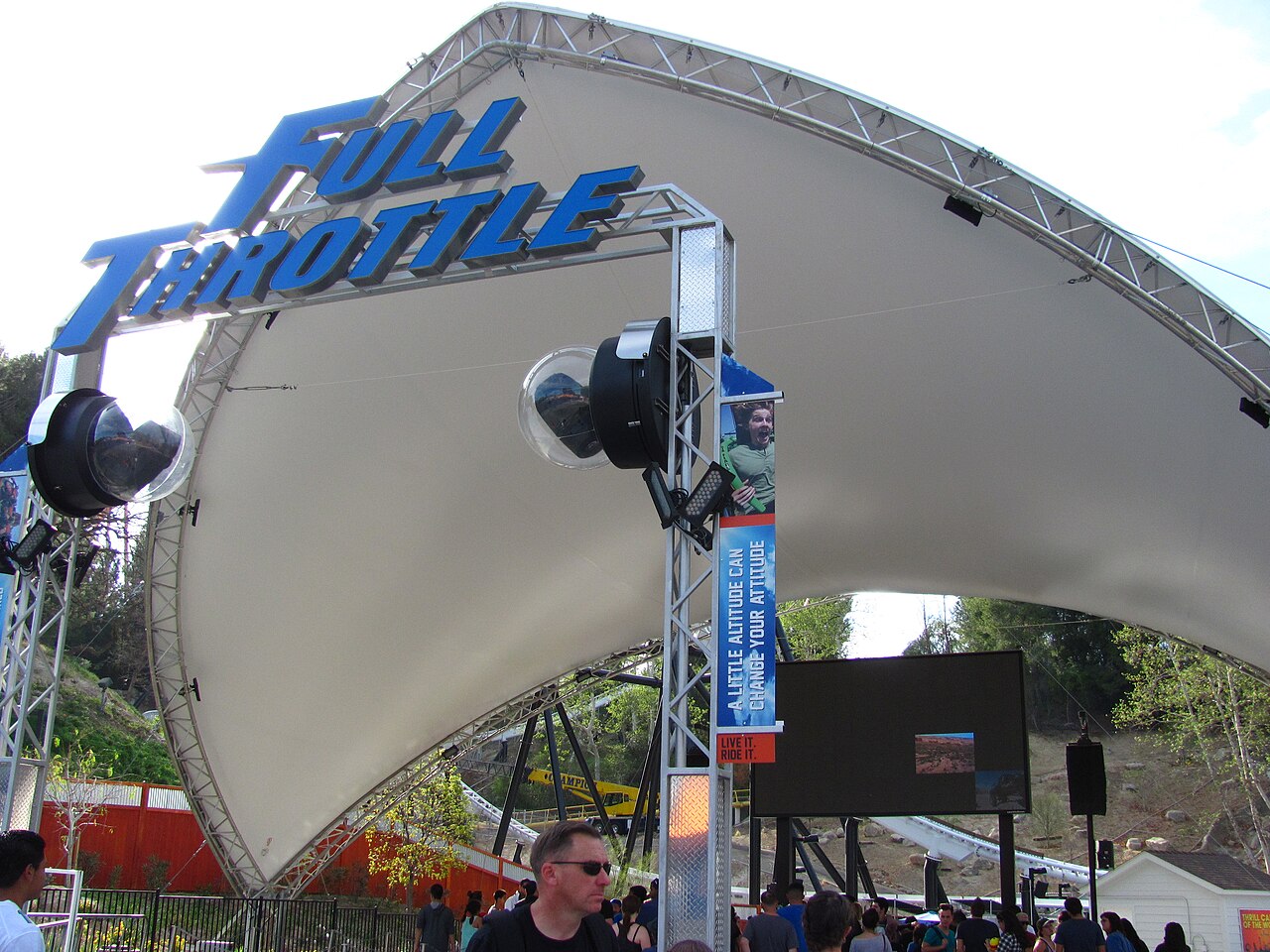 Full Throttle at Six Flags Magic Mountain