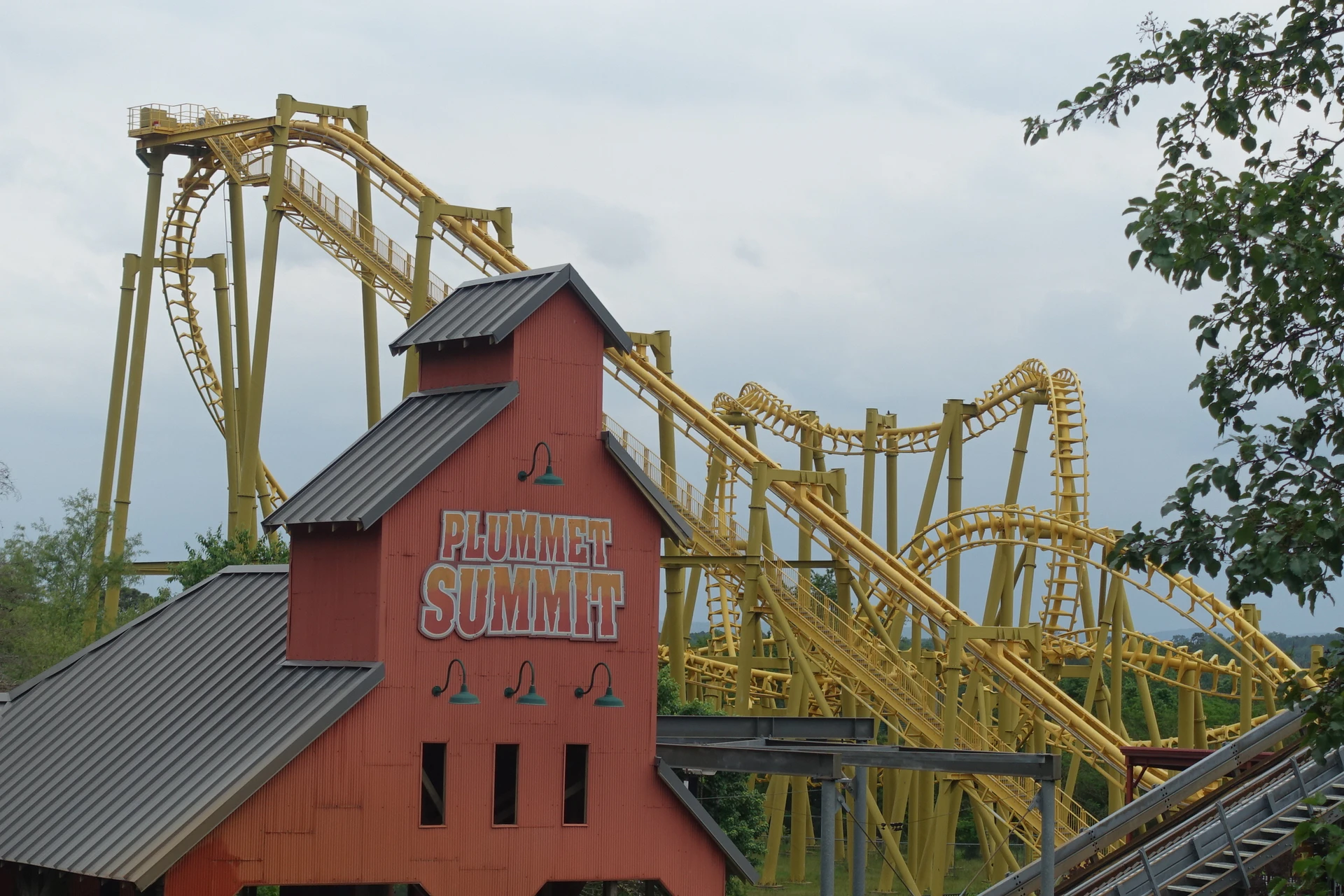 Gauntlet at Magic Springs Theme and Water Park