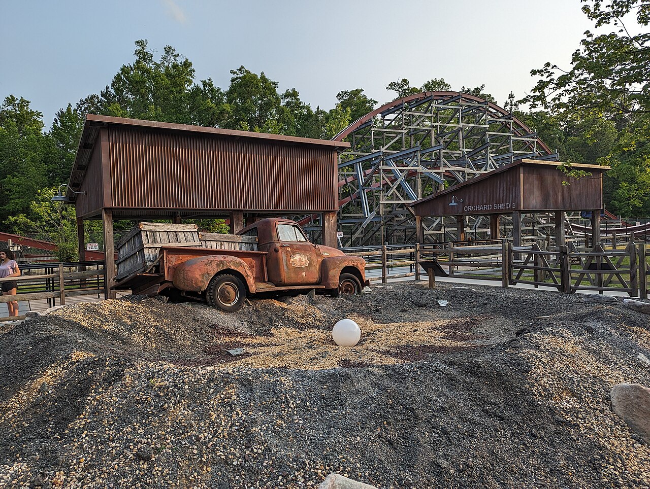 Twisted Timbers at Kings Dominion