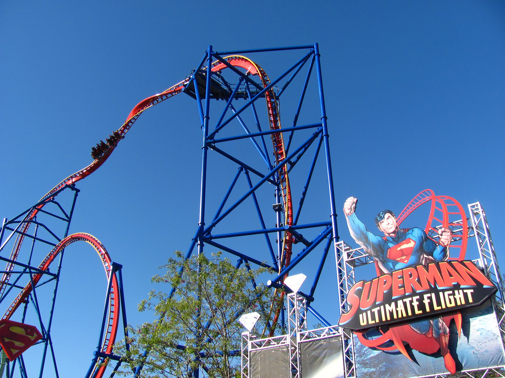 Superman Ultimate Flight at Six Flags Discovery Kingdom
