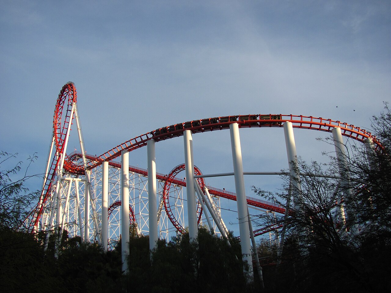 Viper at Six Flags Magic Mountain