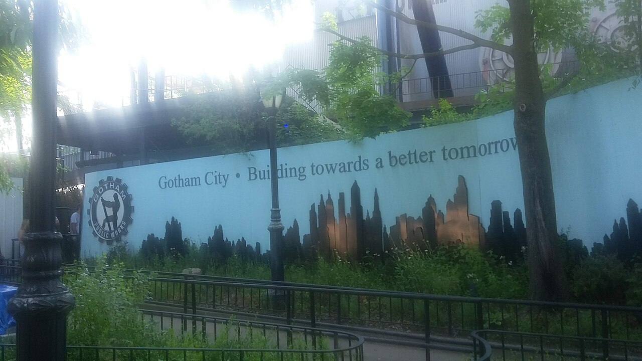 Batman The Ride at Six Flags Great America