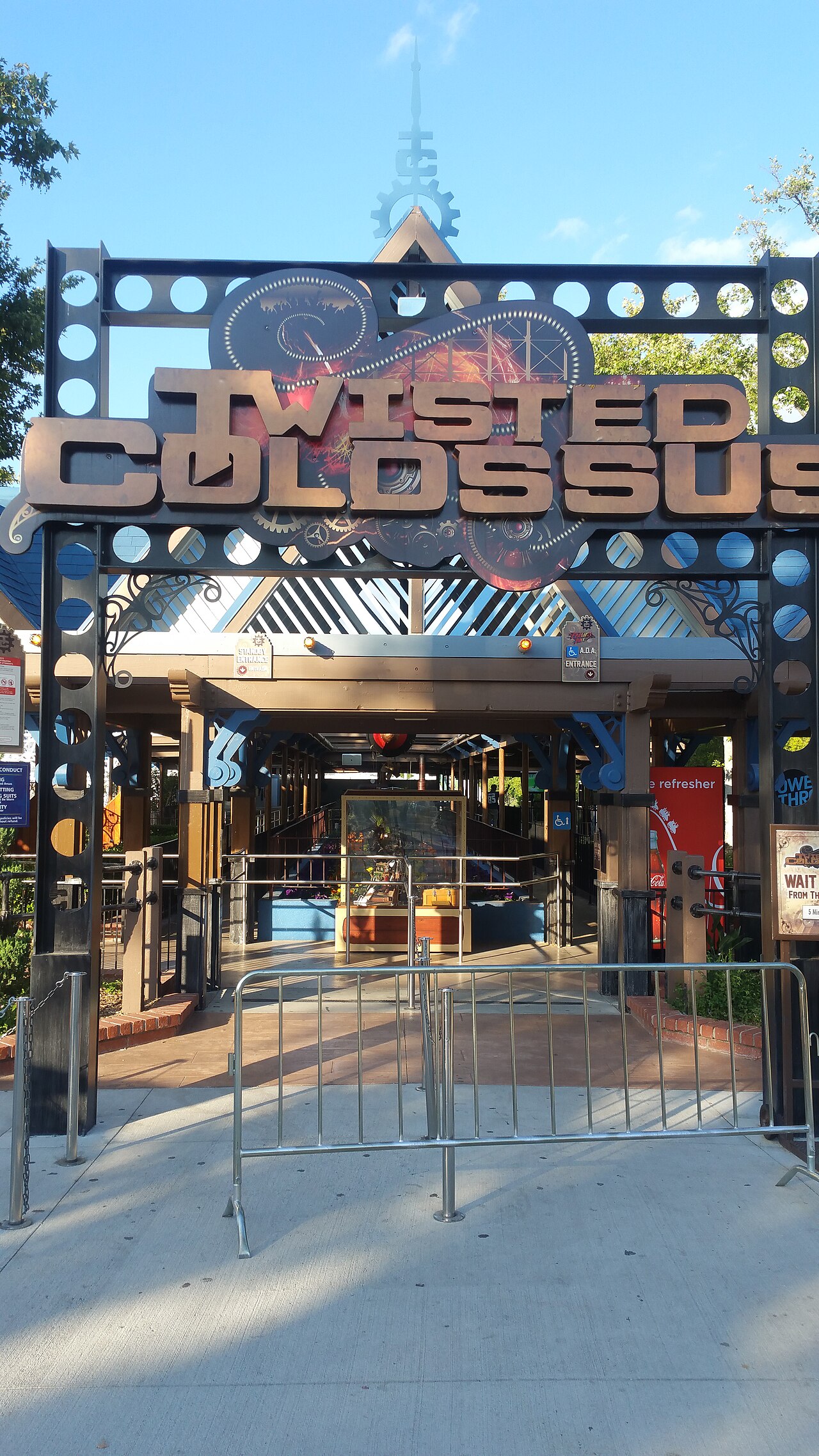 Twisted Colossus Entrance