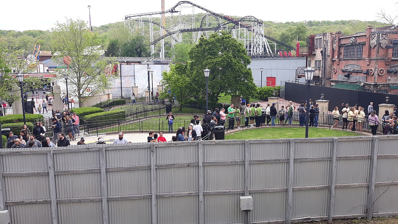 Batman The Ride at Mid America Adventure