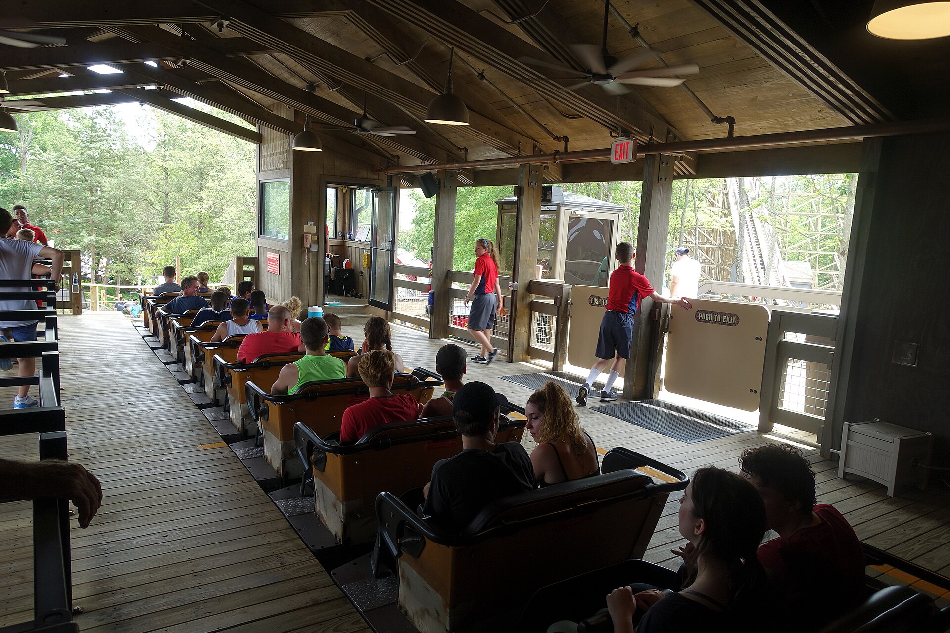 Mystic Timbers at Kings Island
