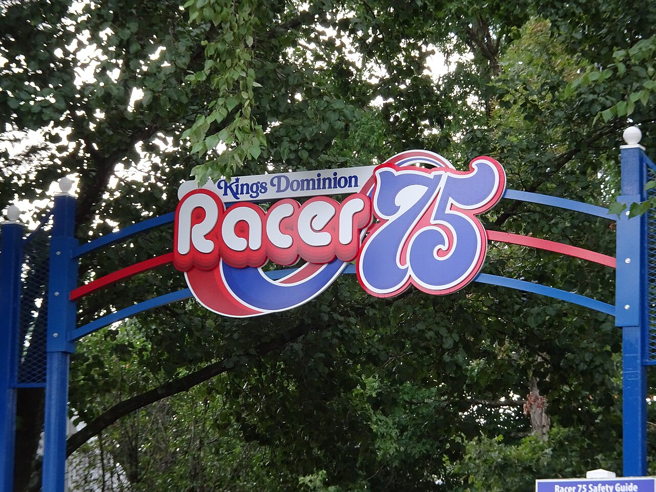 Racer 75's entrance sign