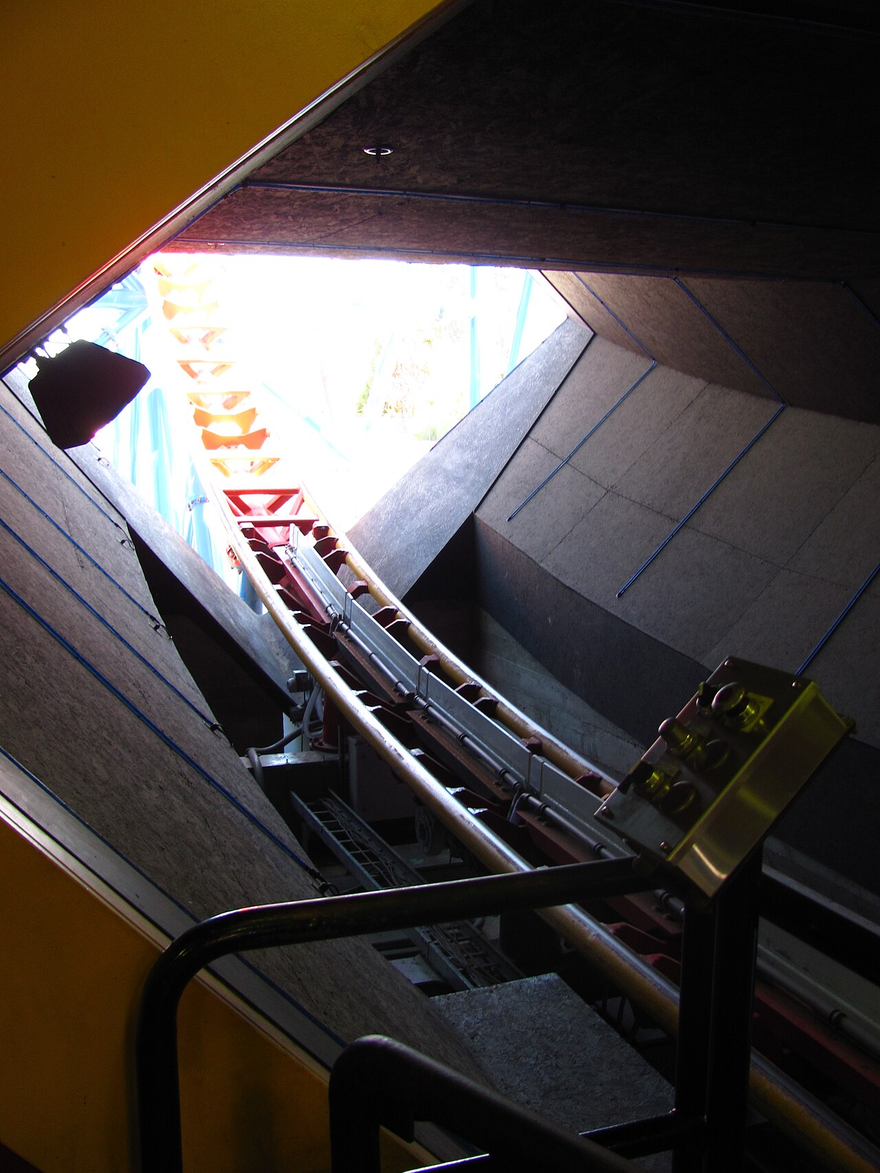 Superman Ultimate Flight at Six Flags Discovery Kingdom