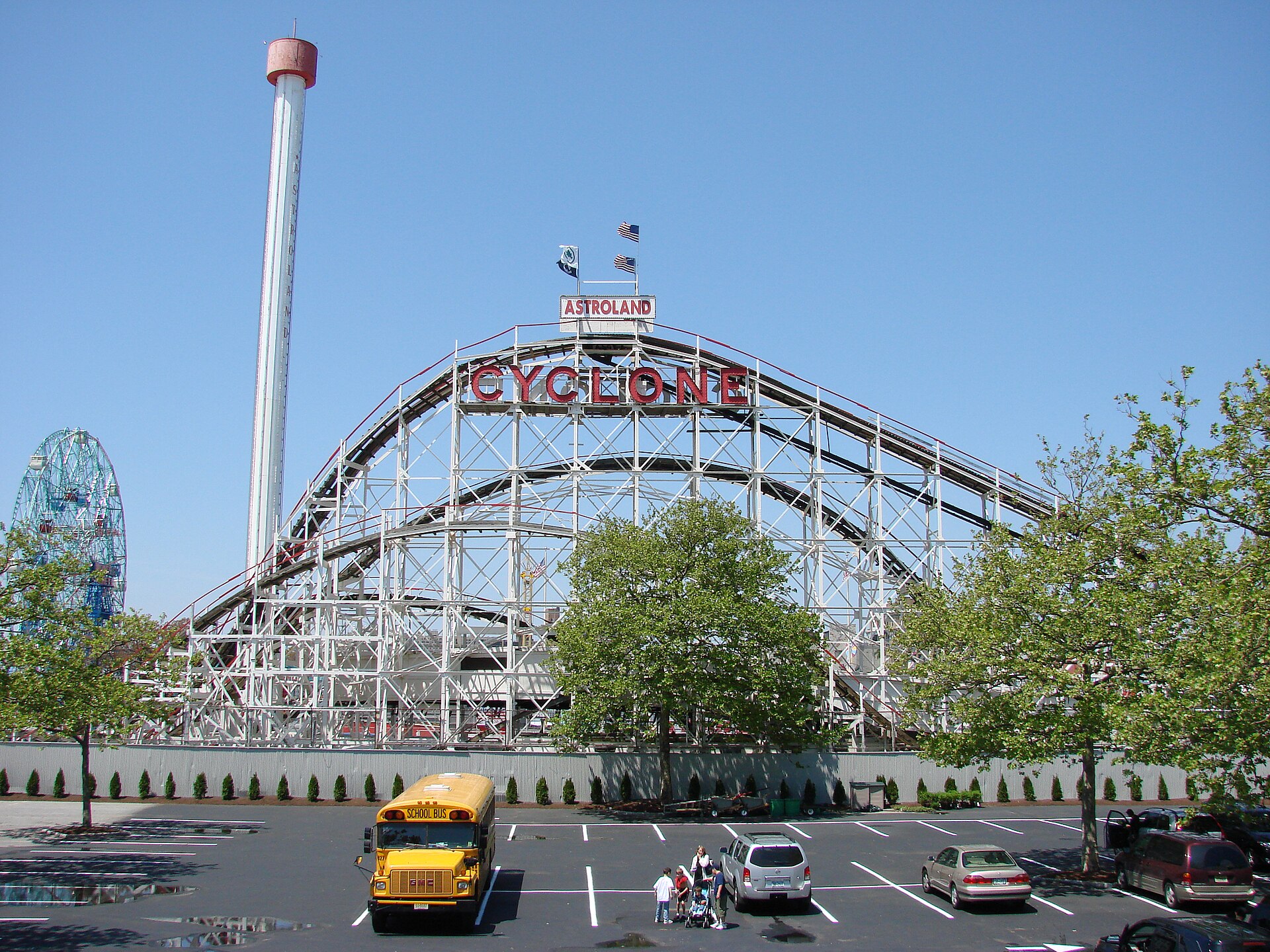 2008-05-17 Coney Island, Long Island 015 Coney Island, Astroland, Cyclone