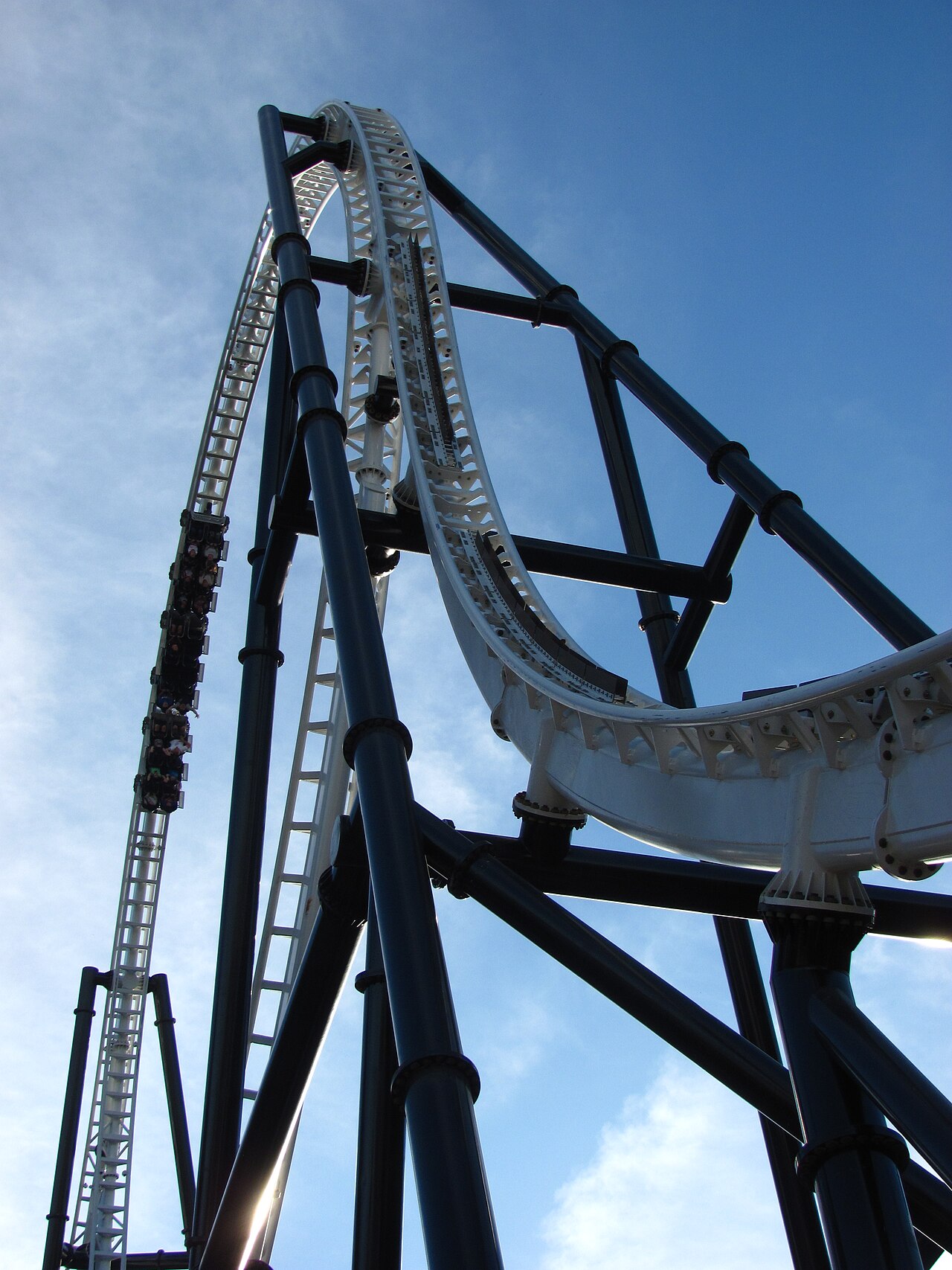 Full Throttle at Six Flags Magic Mountain