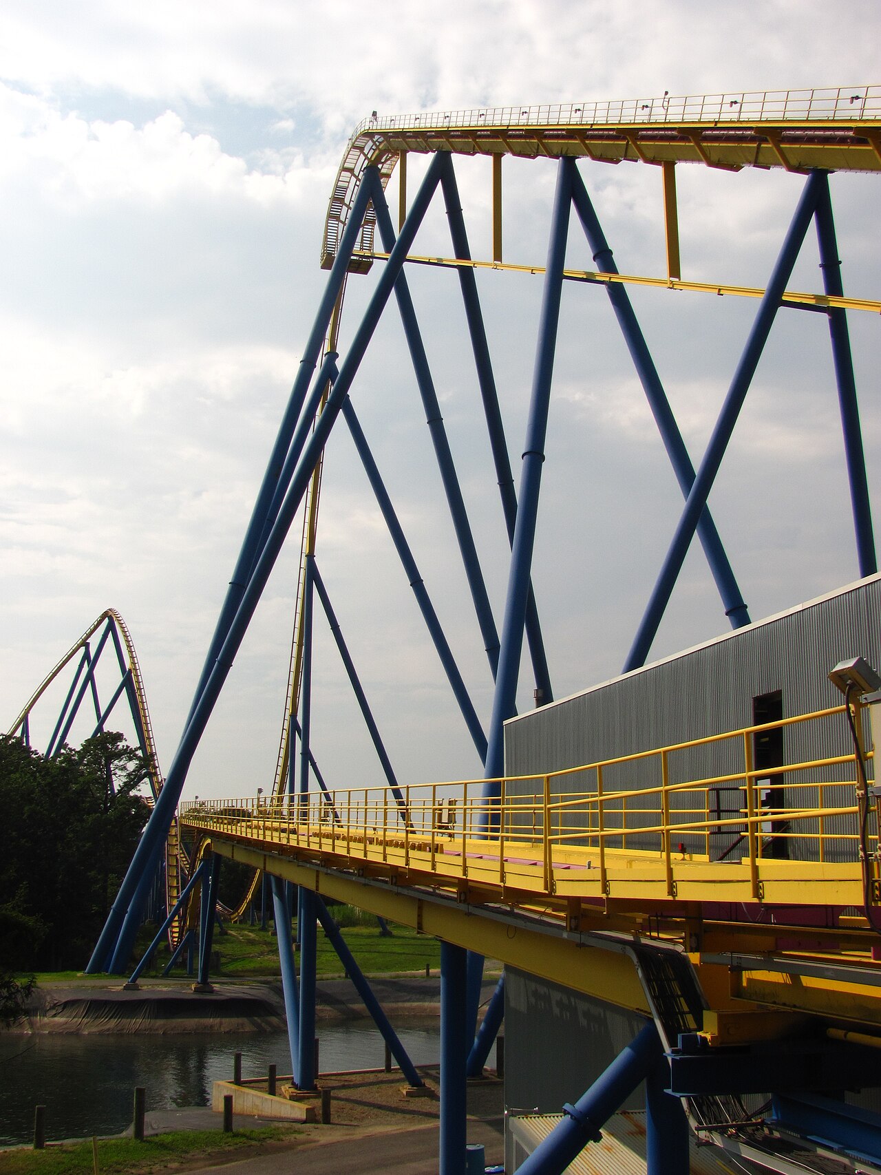 Batman The Ride at Six Flags Great Adventure