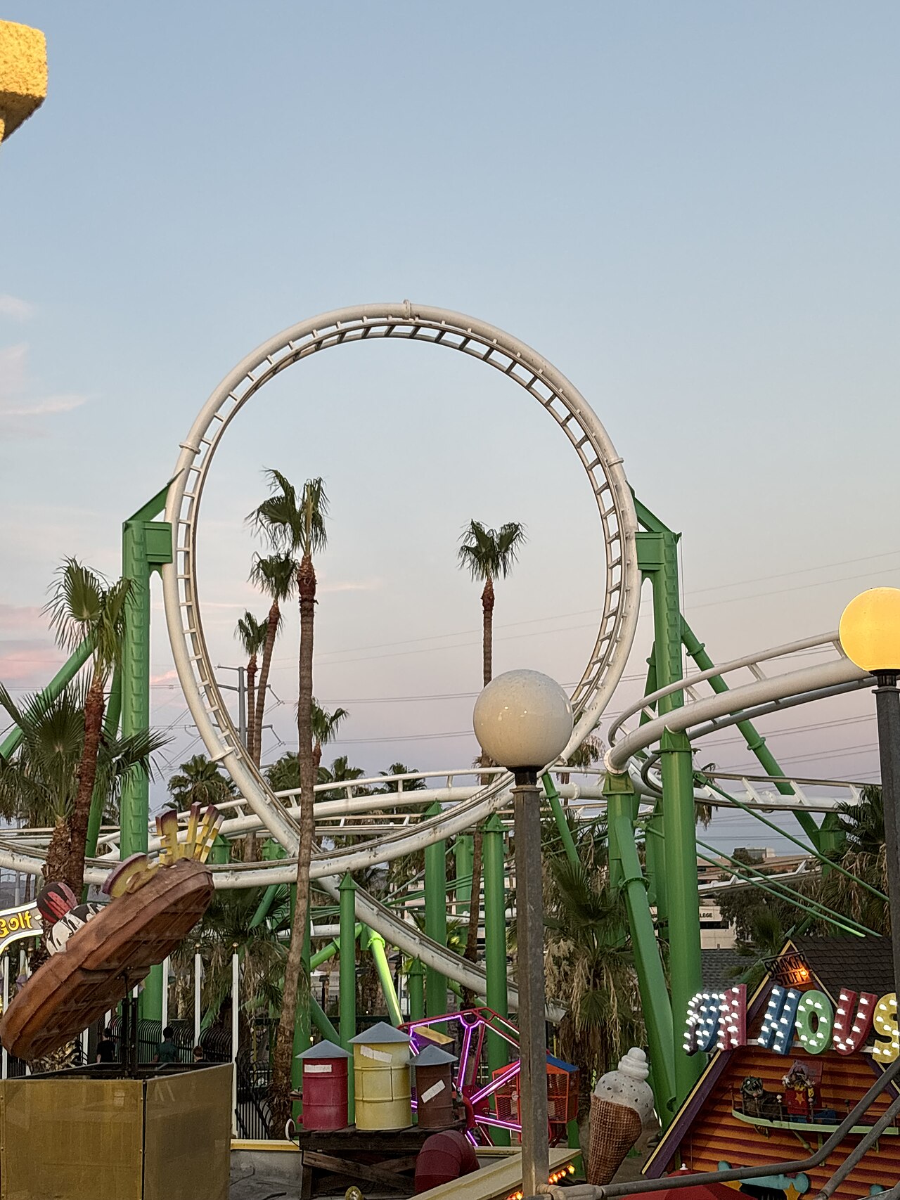 The first vertical loop on Desert Storm