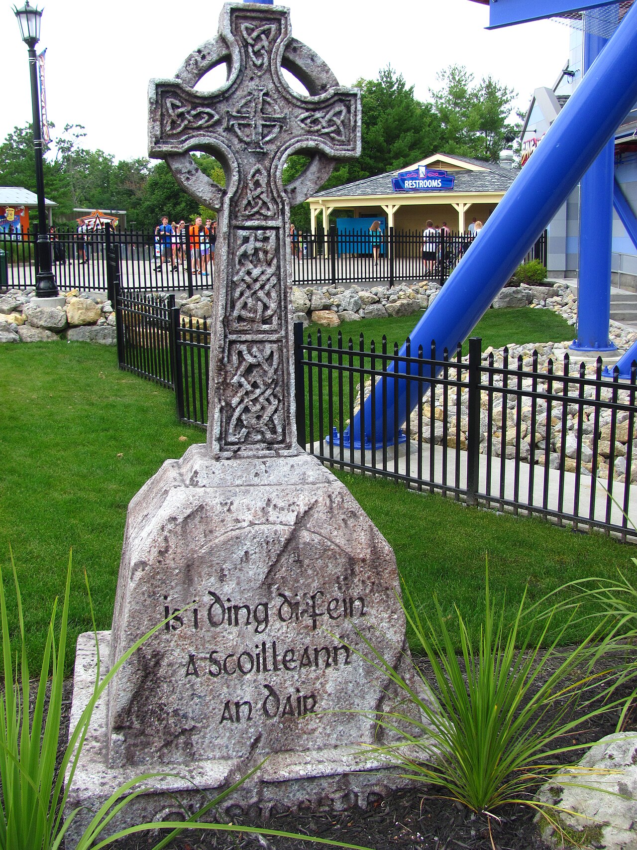 Banshee graves at Kings Island